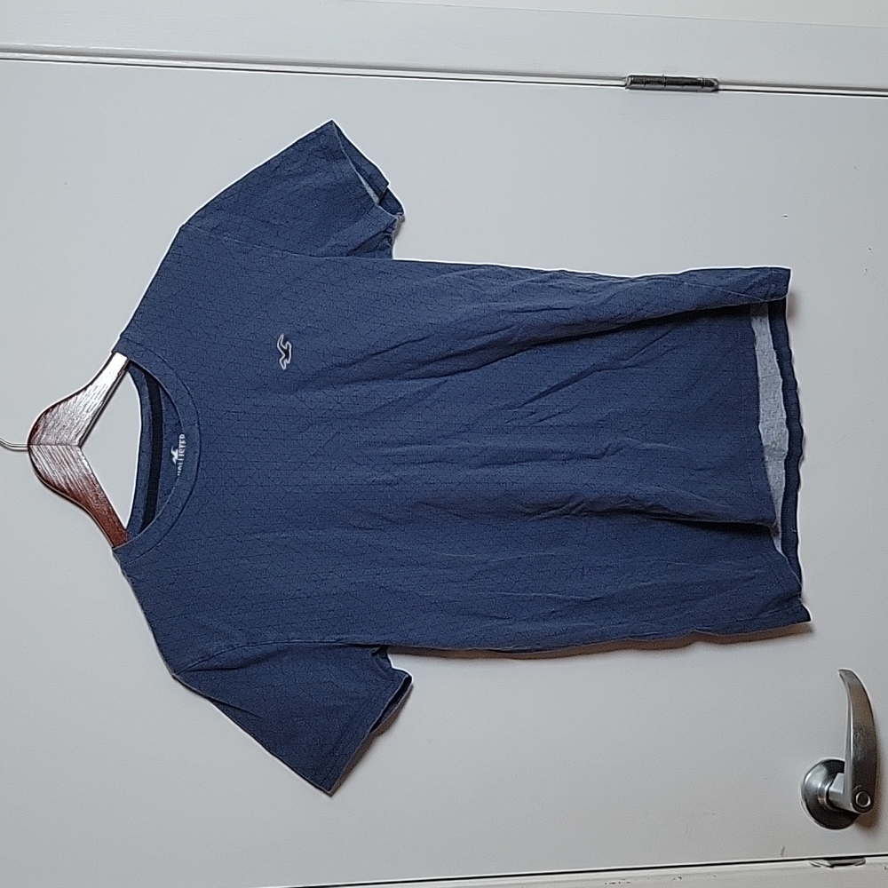 Hollister T-Shirt